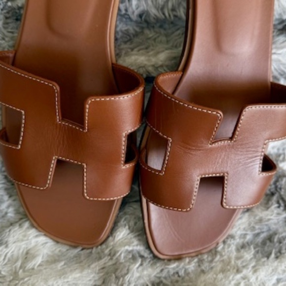 AUTHENTIC HERMES ORAN LEATHER SANDALS SLIDES SHOES 39 - Picture 6 of 8